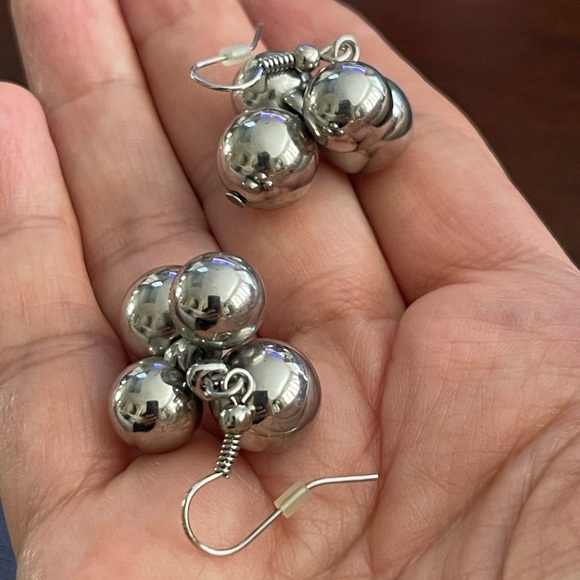 Silver tone spherical ball drop earrings - Picture 5 of 5